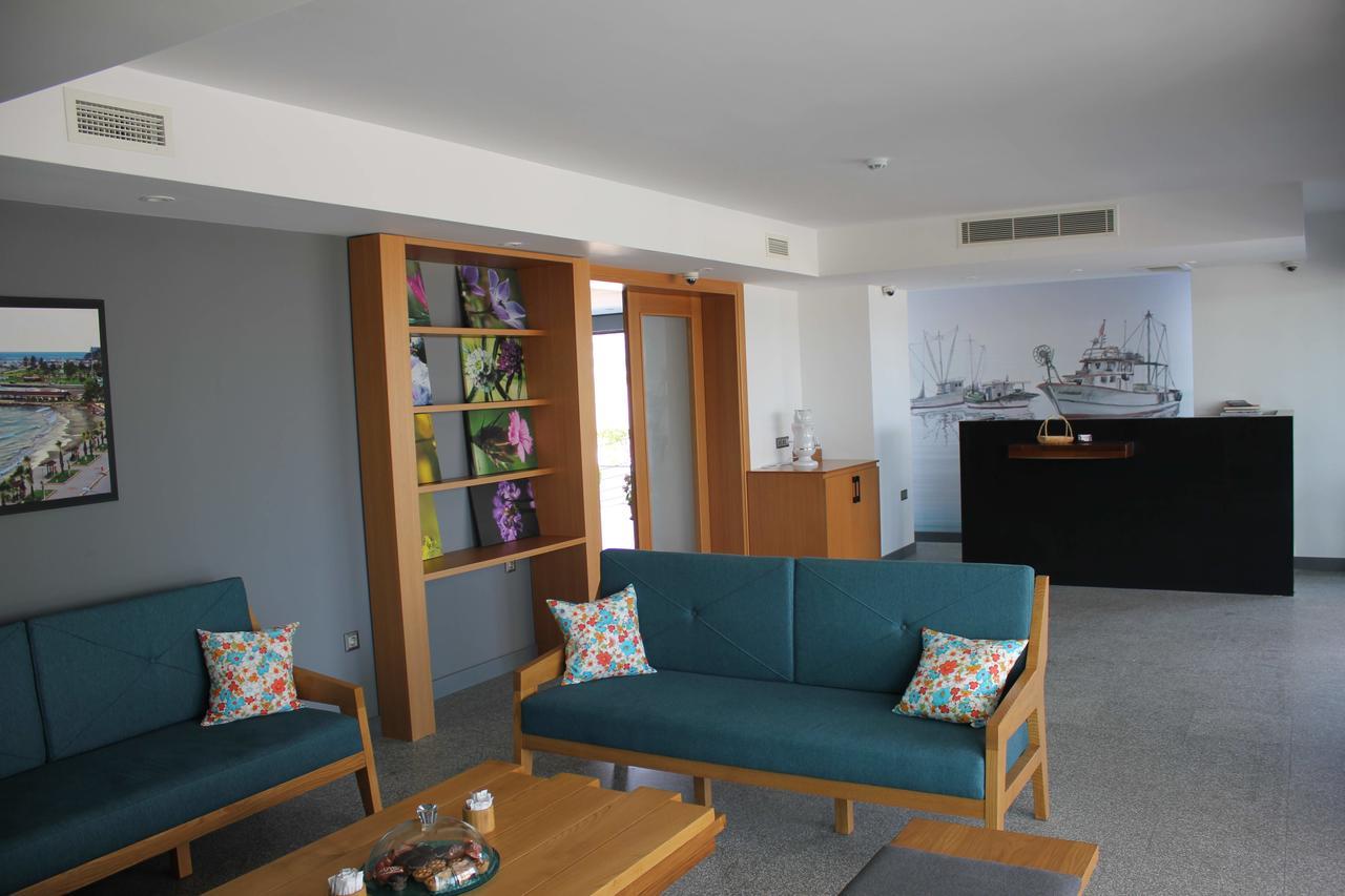 Port Marina Hotel Karatas  Extérieur photo